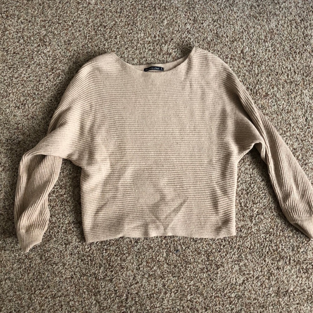 Tan never worn Abercrombie and Fitch sweater